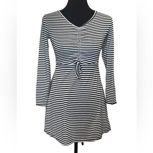 New ~  VELVET TOUCH  ~Stripe Ruched Front Skater Mini Dress Size Small - Picture 2 of 7